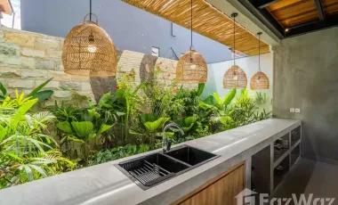5 Bedroom Villa for sale in Kerobokan, Bali