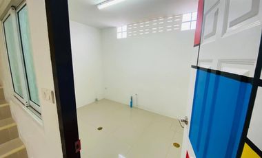 4 Bedroom Townhouse for sale in Mae Tho, Tak