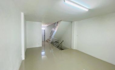 4 Bedroom Townhouse for sale in Mae Tho, Tak