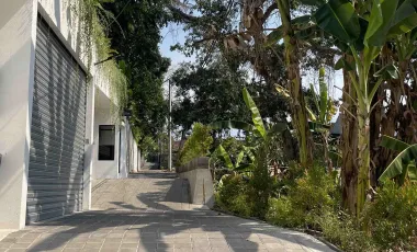 6 Bedroom Villa for sale in Umalas, Bali