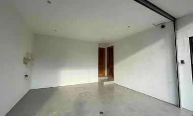 6 Bedroom Villa for sale in Umalas, Bali