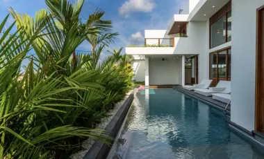5 Bedroom Villa for sale in Batu Bolong, Bali