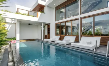 5 Bedroom Villa for sale in Batu Bolong, Bali