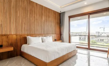 5 Bedroom Villa for sale in Batu Bolong, Bali