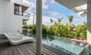 5 Bedroom Villa for sale in Batu Bolong, Bali