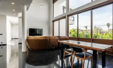 5 Bedroom Villa for sale in Batu Bolong, Bali