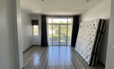 3 Bedroom House for sale at Villa Nara