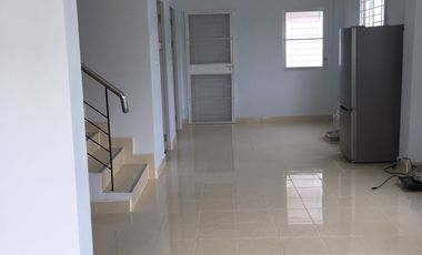 3 Bedroom Townhouse for sale at Baan Sahakon Mo-Or