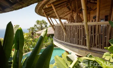 13 Bedroom Villa for sale in Abang, Bali