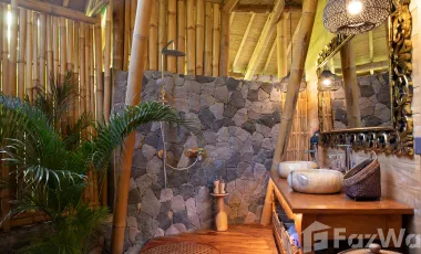 13 Bedroom Villa for sale in Abang, Bali