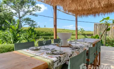 5 Bedroom Villa for sale in Cemagi, Bali