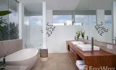 5 Bedroom Villa for sale in Pererenan, Bali