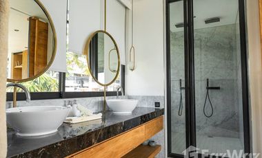 5 Bedroom Villa for sale in Pererenan, Bali