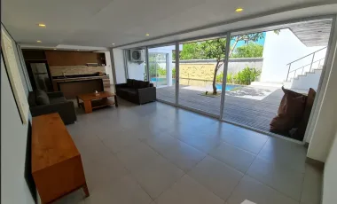 6 Bedroom Villa for sale in Ungasan, Bali