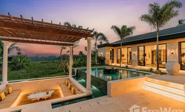 6 Bedroom Villa for sale in Tampak Siring, Bali
