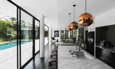 5 Bedroom Villa for sale in Kerobokan, Bali