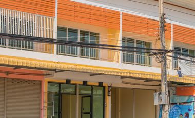 2 Bedroom Townhouse for sale in Mae Chua, Phrae