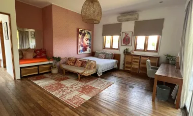 5 Bedroom Villa for sale in Kerobokan, Bali
