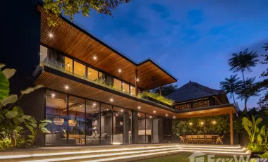 5 Bedroom Villa for sale in Canggu, Bali