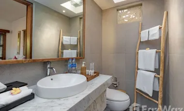 6 Bedroom Villa for sale in Seminyak, Bali