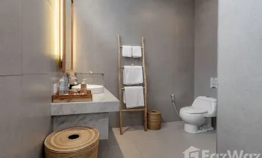 6 Bedroom Villa for sale in Seminyak, Bali