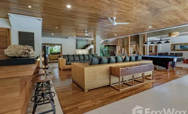 6 Bedroom Villa for sale in Seminyak, Bali