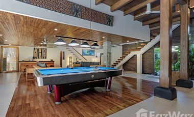 6 Bedroom Villa for sale in Seminyak, Bali