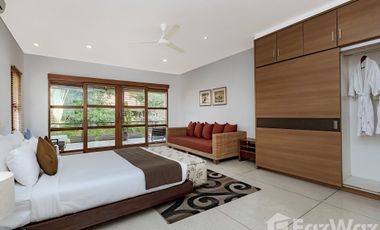 6 Bedroom Villa for sale in Seminyak, Bali