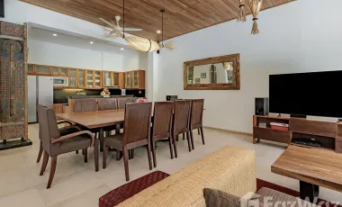 6 Bedroom Villa for sale in Seminyak, Bali