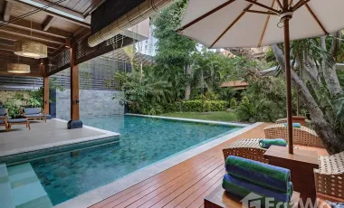 6 Bedroom Villa for sale in Seminyak, Bali