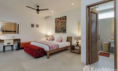 6 Bedroom Villa for sale in Seminyak, Bali