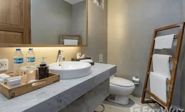 6 Bedroom Villa for sale in Seminyak, Bali