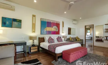 6 Bedroom Villa for sale in Seminyak, Bali