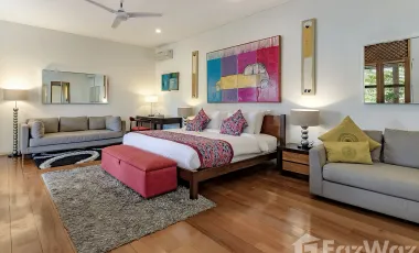 6 Bedroom Villa for sale in Seminyak, Bali