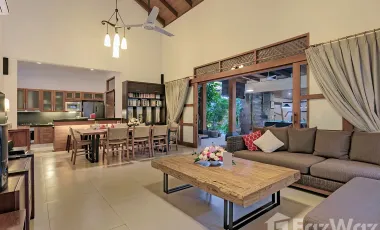 6 Bedroom Villa for sale in Seminyak, Bali