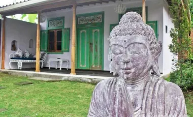 8 Bedroom Hotel for sale in Kerobokan, Bali