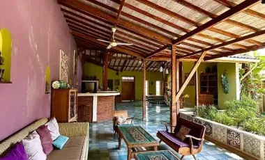 8 Bedroom Hotel for sale in Kerobokan, Bali