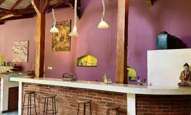 8 Bedroom Hotel for sale in Kerobokan, Bali