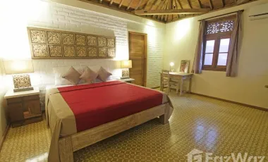 8 Bedroom Hotel for sale in Kerobokan, Bali
