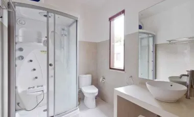 5 Bedroom Villa for sale in Denpasar Selata, Bali