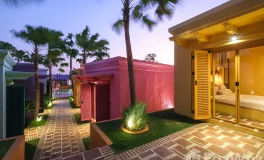 8 Bedroom Hotel for sale in Kerobokan, Bali