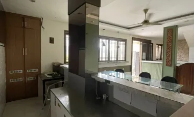 Whole Building for sale in Kerobokan, Bali