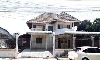 5 Bedroom House for rent in Thanon Khat, Nakhon Pathom