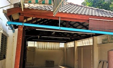 5 Bedroom House for rent in Thanon Khat, Nakhon Pathom