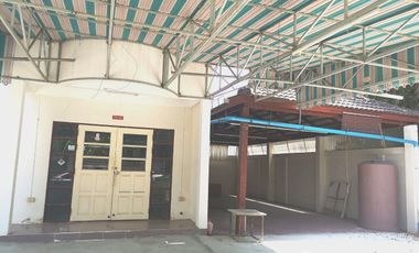 5 Bedroom House for rent in Thanon Khat, Nakhon Pathom