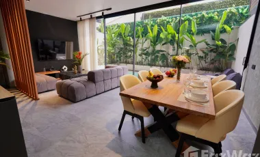2 Bedroom Townhouse for sale at SWOI Loft Umalas
