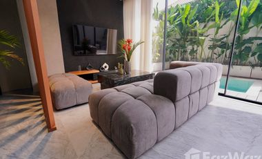 2 Bedroom Townhouse for sale at SWOI Loft Umalas