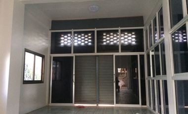 4 Bedroom House for sale in Nai Mueang, Yasothon