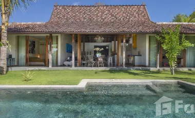 6 Bedroom Villa for sale in Kerobokan, Bali