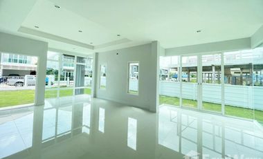 5 Bedroom House for sale at Villa Nara